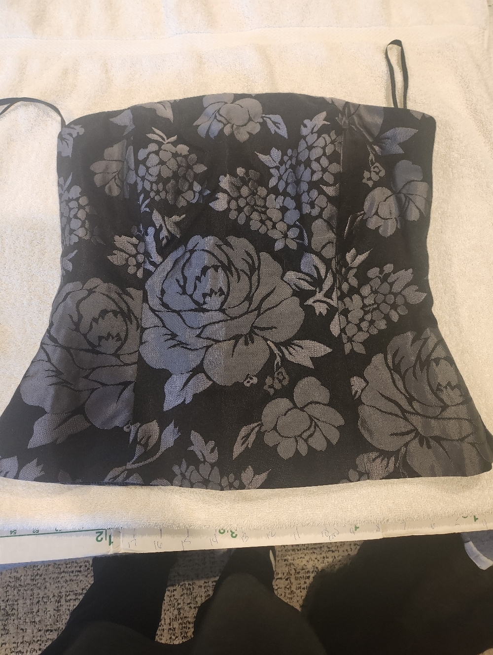 Floral Jacquard Strapless Top - Black and Gray